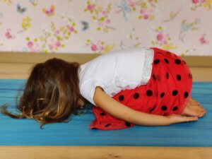 El Sole - kineryoga oefening de schildpad