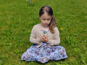 El Sole - Kinderyoga oefening:De Aarde danken